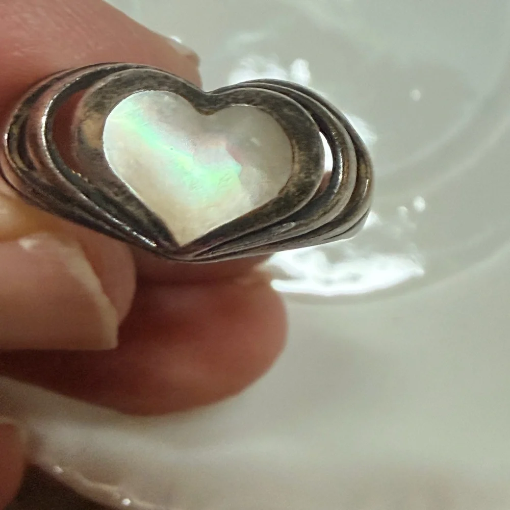 Kabana 925 heart inlay ‎ ring size 7 mother of pearl